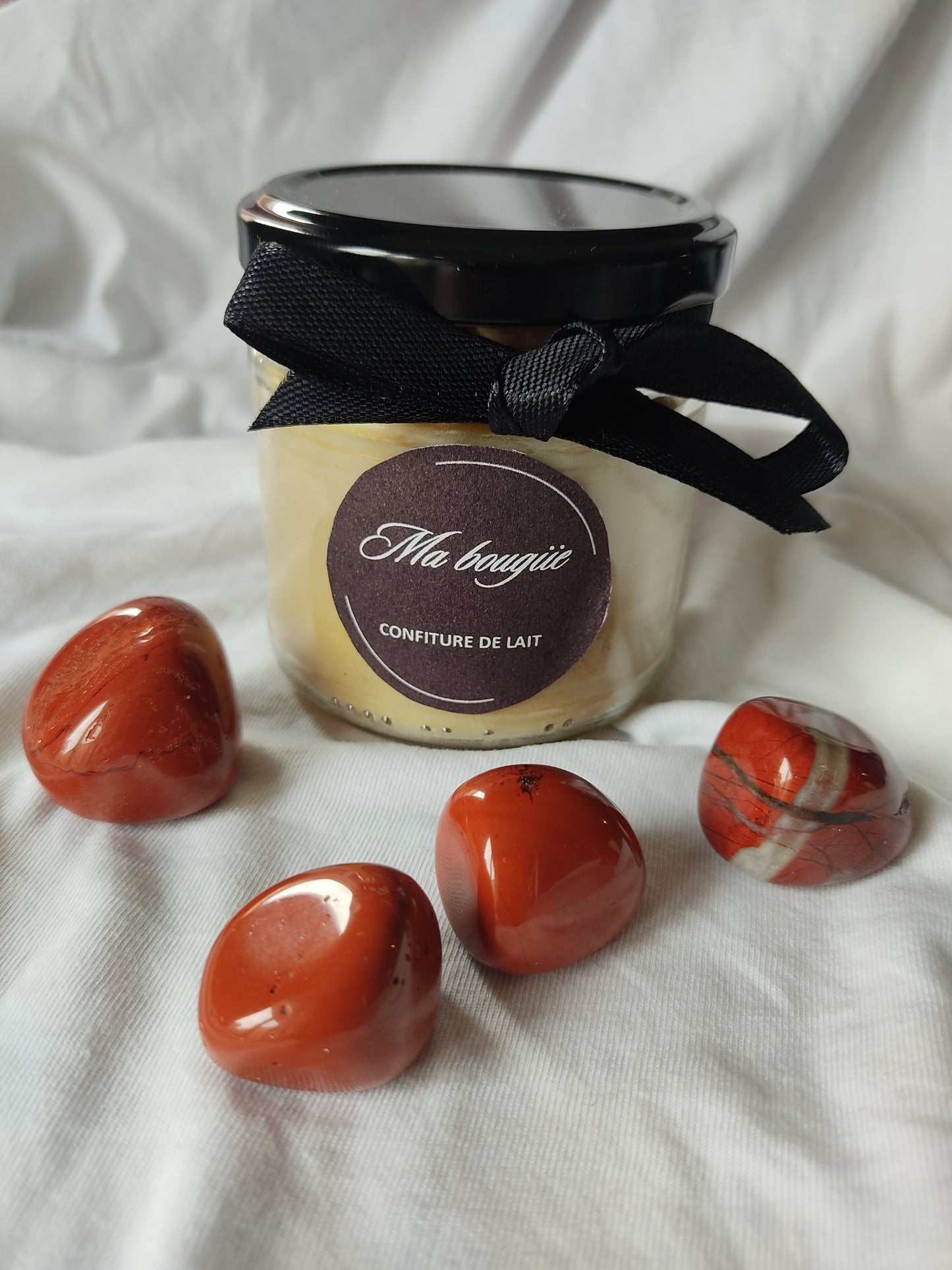 Bougie parfumé et pierre naturelle